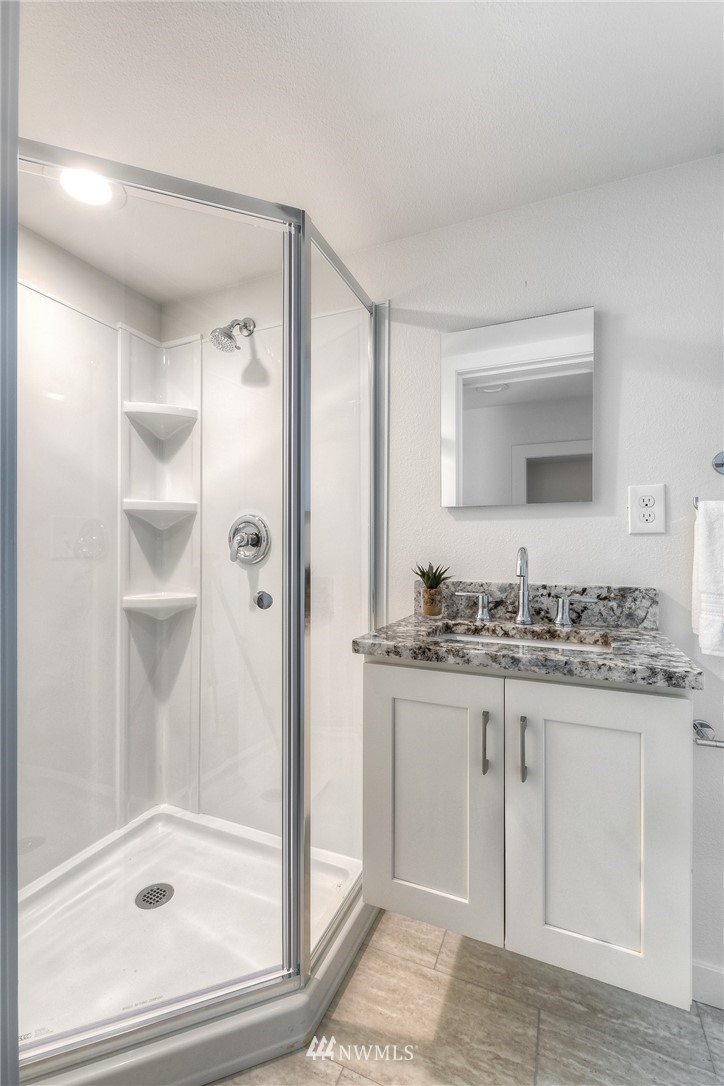 3603 Southwest 107th Street Seattle, WA 98146 - Photo 14 of 23 Gallery Image 14