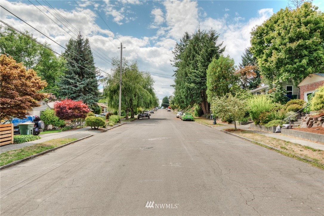 3603 Southwest 107th Street Seattle, WA 98146 - Photo 23 of 23 Gallery Image 23