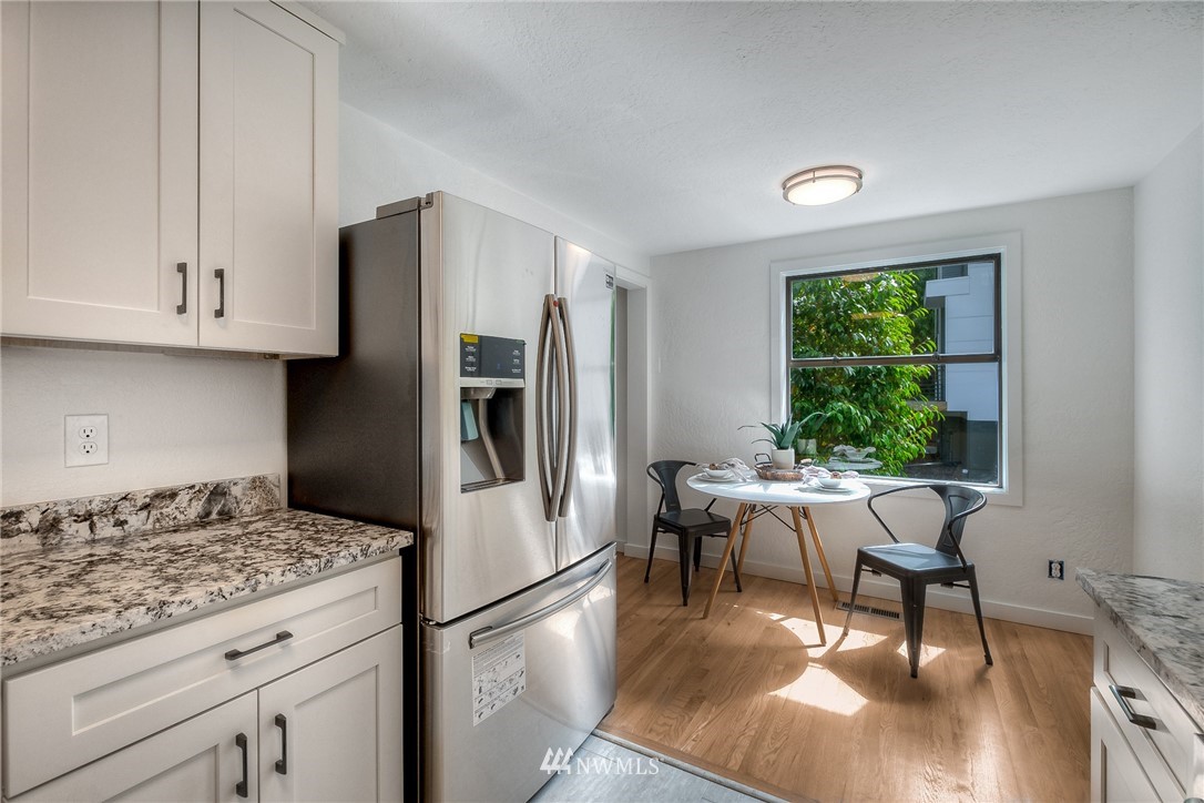 3603 Southwest 107th Street Seattle, WA 98146 - Photo 9 of 23 Gallery Image 9