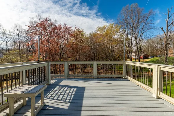 $319,900 | 209 Stonehouse Drive, Lynchburg, VA 24502