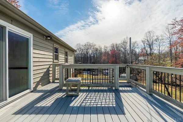 $319,900 | 209 Stonehouse Drive, Lynchburg, VA 24502