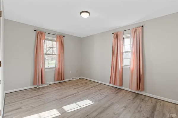 $319,900 | 209 Stonehouse Drive, Lynchburg, VA 24502