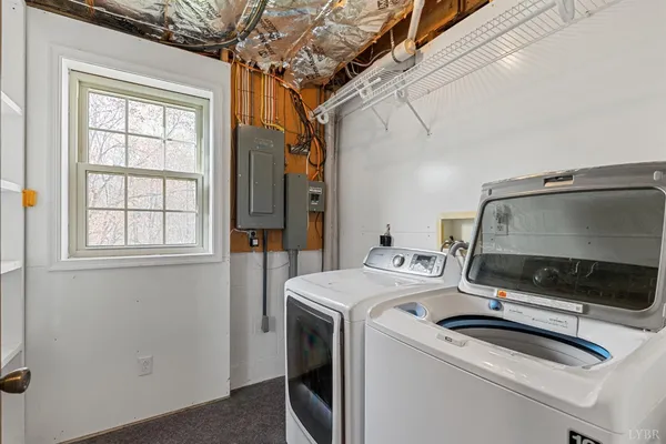 $319,900 | 209 Stonehouse Drive, Lynchburg, VA 24502