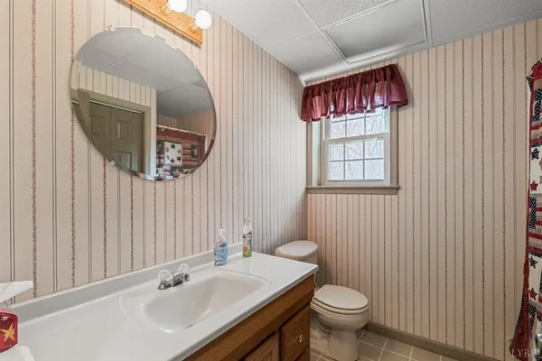 $319,900 | 209 Stonehouse Drive, Lynchburg, VA 24502