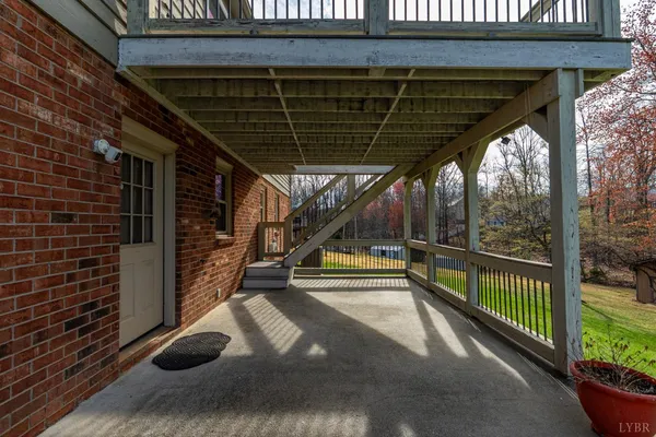 $319,900 | 209 Stonehouse Drive, Lynchburg, VA 24502