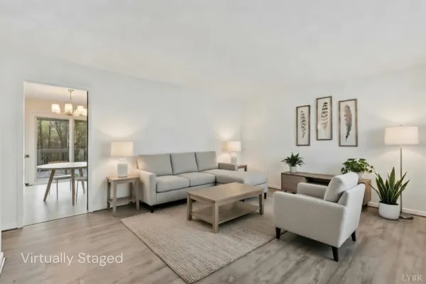 $319,900 | 209 Stonehouse Drive, Lynchburg, VA 24502