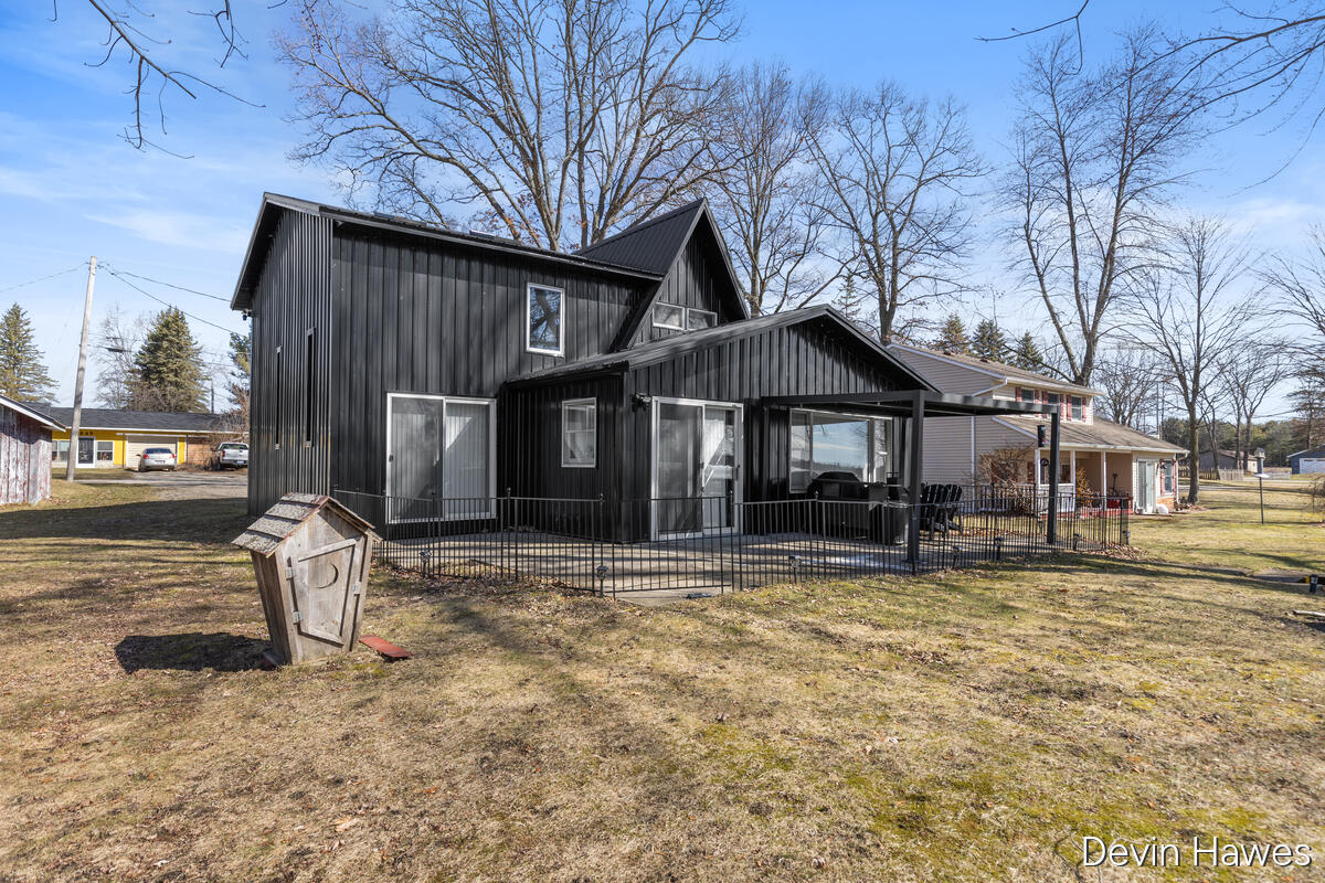 259 Ivason Drive Stanton, MI 48888 - Photo 4 of 26 259-Ivason_007