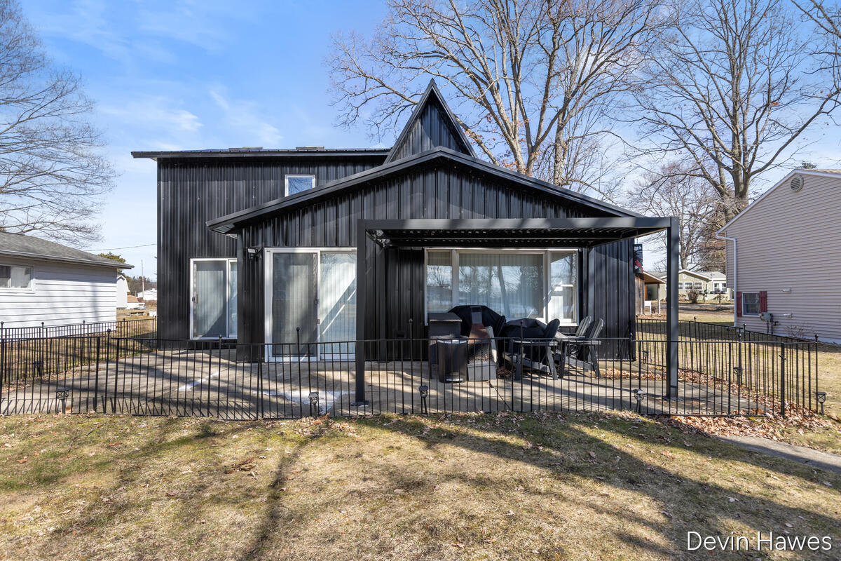 259 Ivason Drive Stanton, MI 48888 - Photo 6 of 26 259-Ivason_009