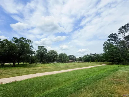 $52,000 | 29378 South Anne Drive, Walker, LA 70785