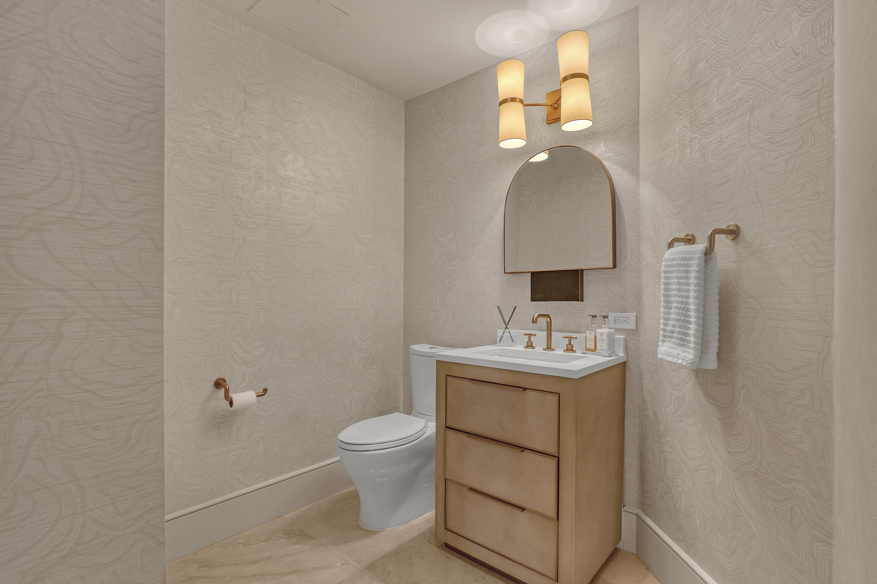 2700 North Ocean Drive, Unit 401A Riviera Beach, FL 33404 - Photo 26 of 70 2700 N Ocean #401A (28)