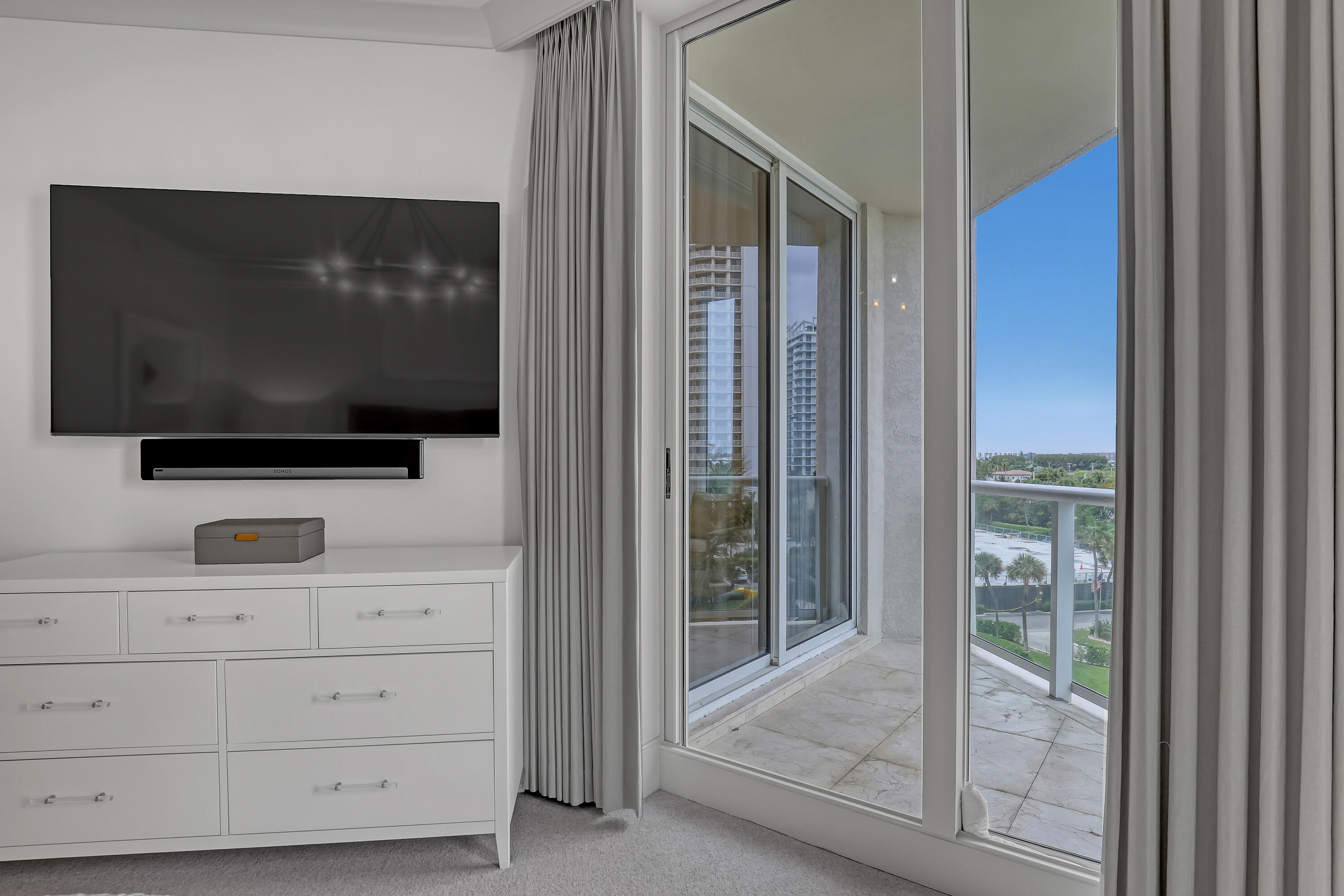 2700 North Ocean Drive, Unit 401A Riviera Beach, FL 33404 - Photo 44 of 70 2700 N Ocean #401A (46)