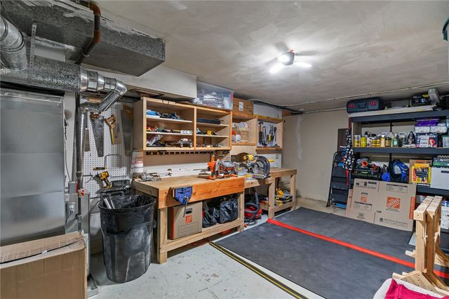 $340,000 | 351 New London Avenue, Unit 306, Warwick, RI 02886