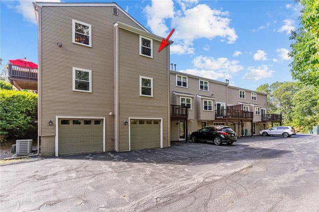 $340,000 | 351 New London Avenue, Unit 306, Warwick, RI 02886