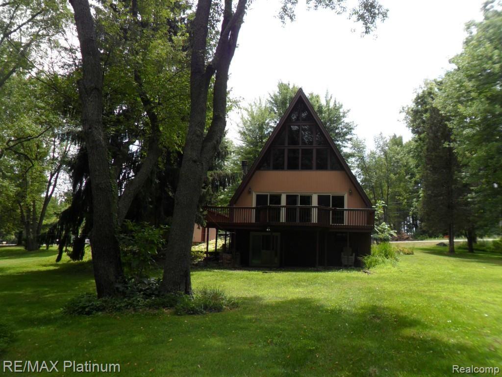 4577 Clifford Road Brighton, MI 48116 - Photo 6 of 16 007.jpg