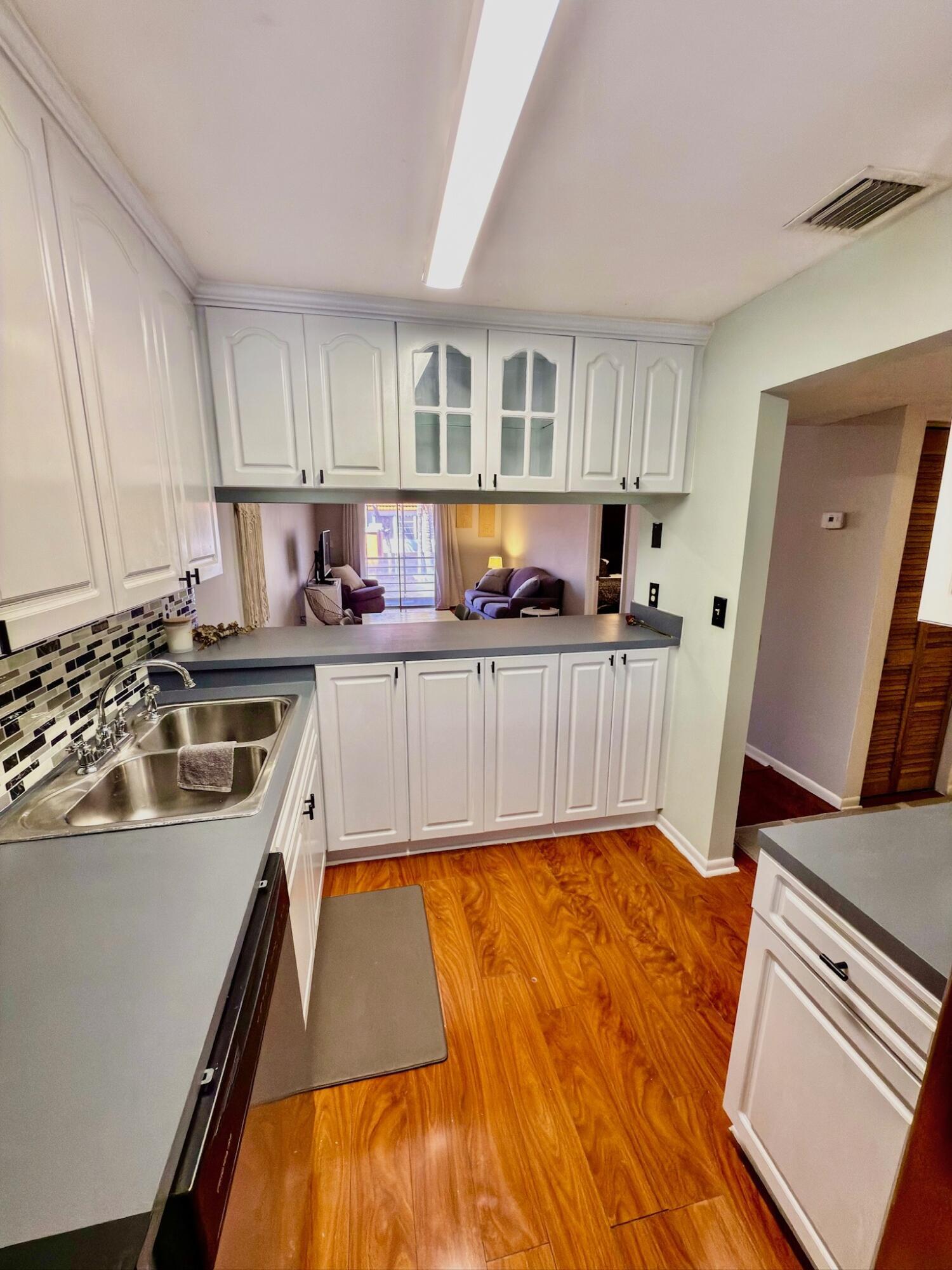 7610 Stirling Road, Unit 204C Davie, FL 33024 - Photo 7 of 17 Kitchen