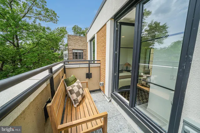 $1,085,000 | 2907 Newark Street Northwest, Washington, DC 20008