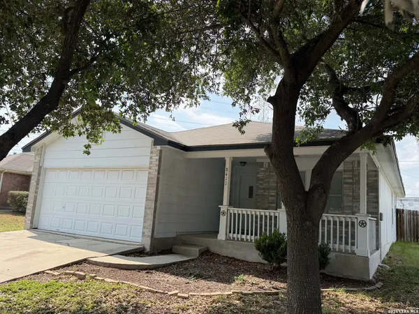 $1,550 | 8411 Crinum Lily Drive, Converse, TX 78109