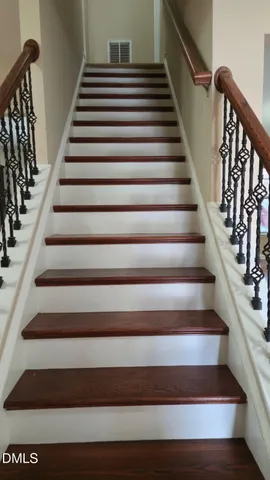 $899,999 | 864 Bay Bouquet Lane, Apex, NC 27523