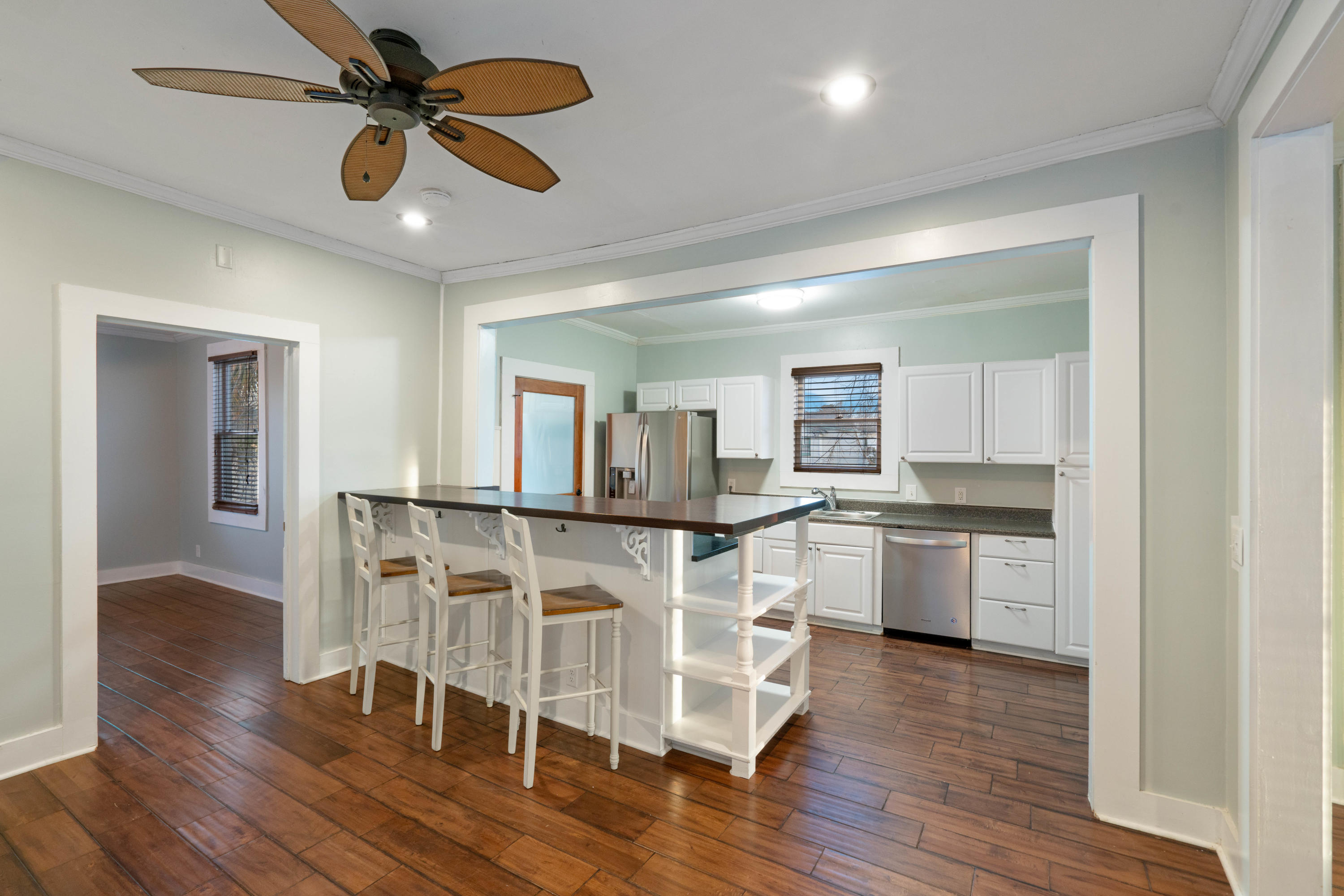 628 Rutledge Avenue Charleston, SC 29403 - Photo 12 of 36 628_Rutledge_NickCannPhoto-29