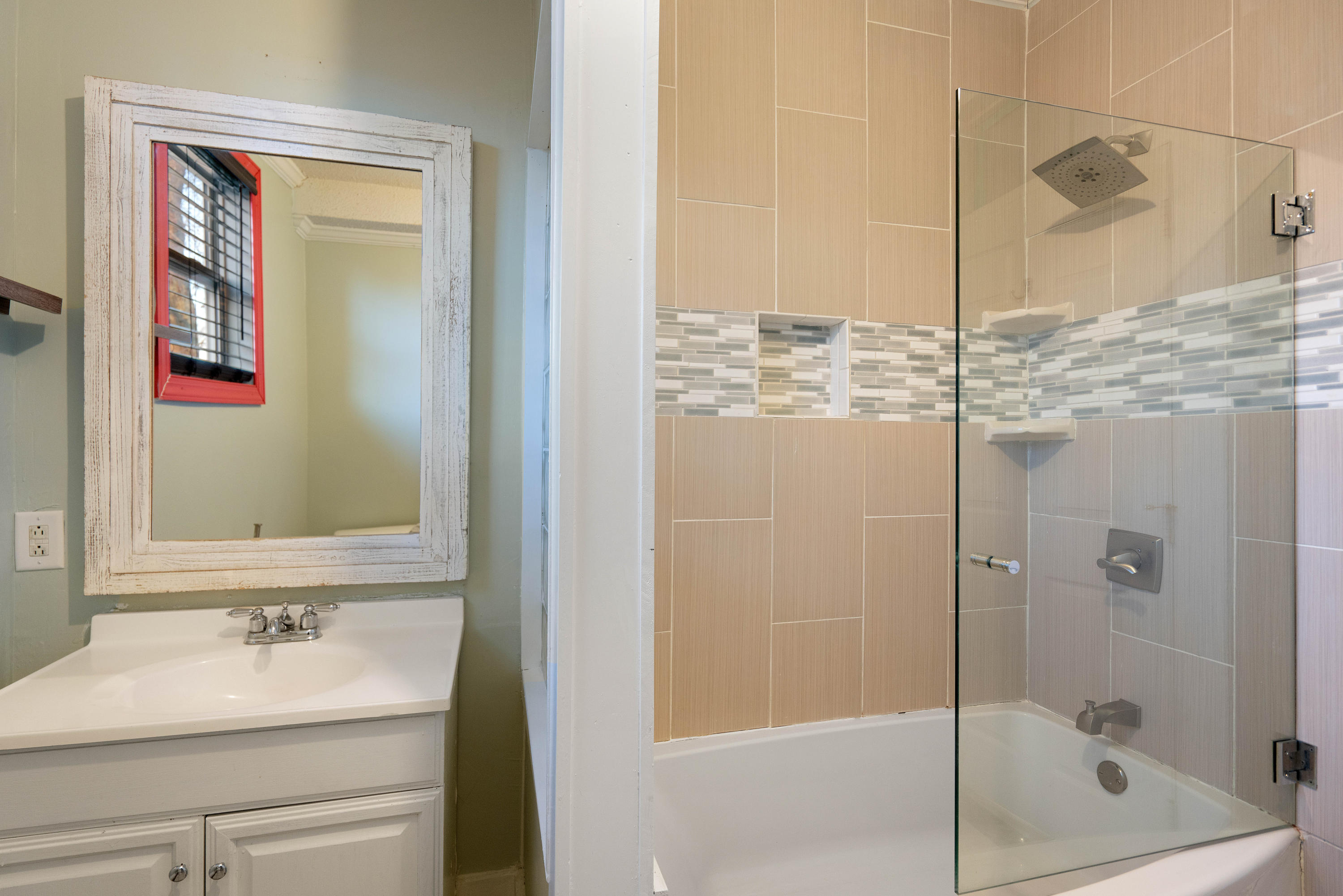 628 Rutledge Avenue Charleston, SC 29403 - Photo 16 of 36 628_Rutledge_NickCannPhoto-27