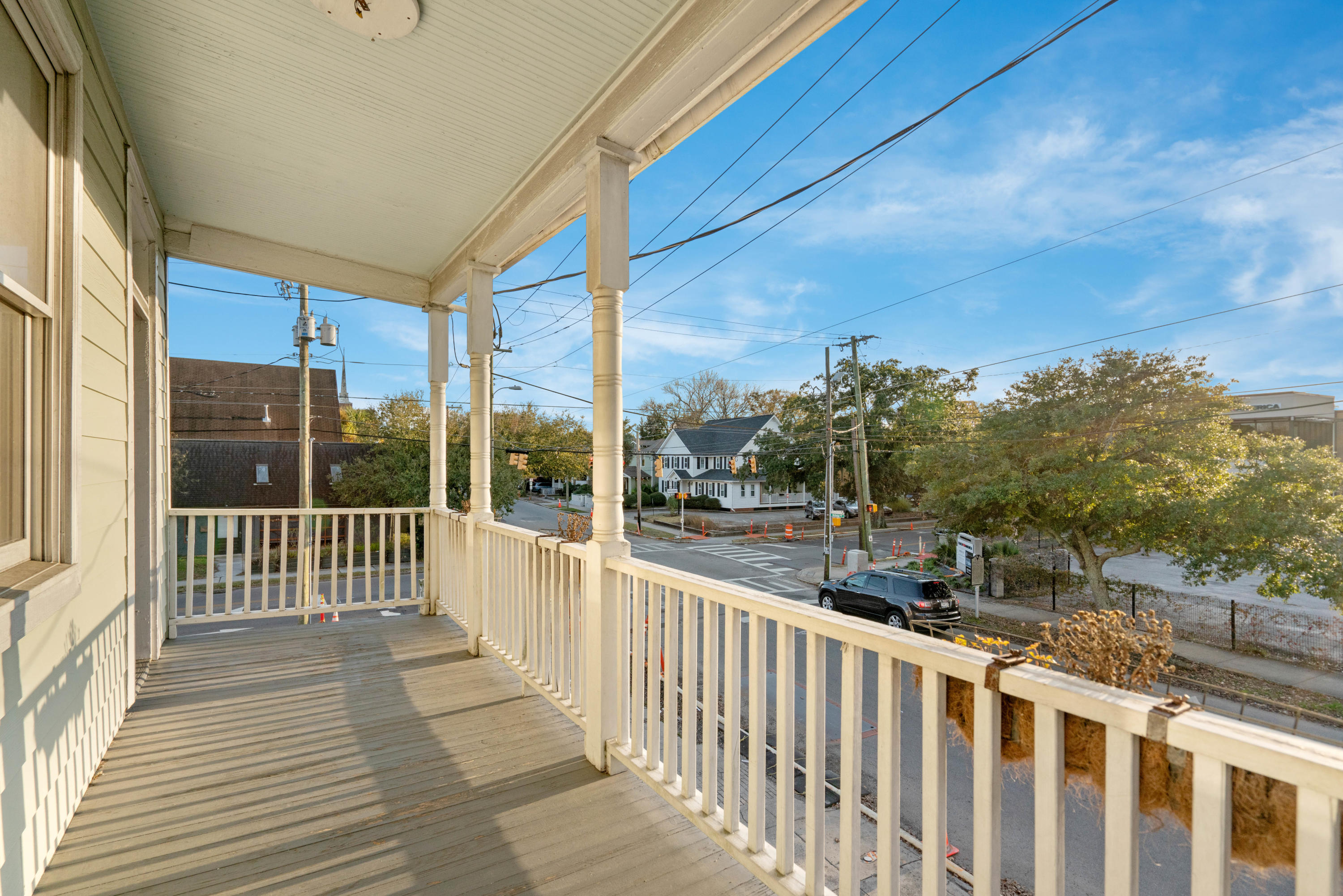 628 Rutledge Avenue Charleston, SC 29403 - Photo 9 of 36 628_Rutledge_NickCannPhoto-23