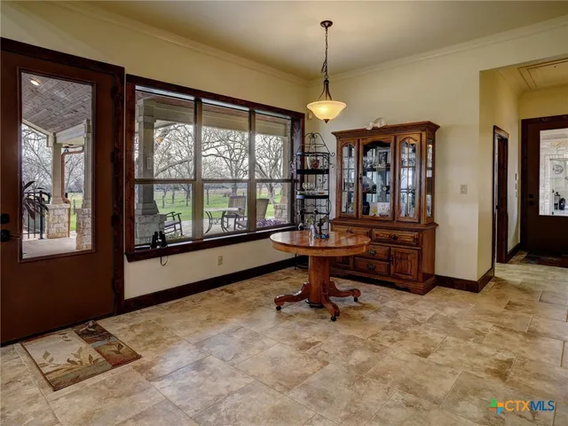 $1,790,000 | 198 County Road 310, Yoakum, TX 77995