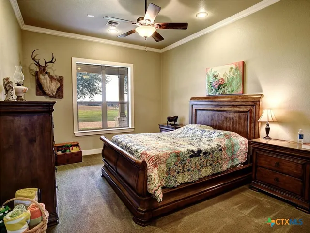 $1,790,000 | 198 County Road 310, Yoakum, TX 77995