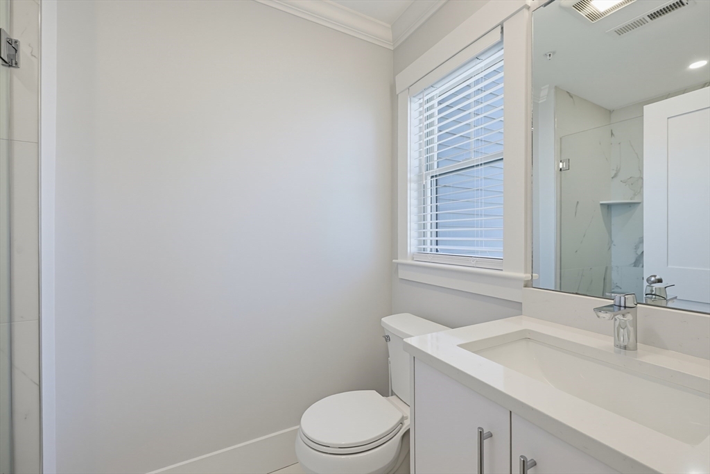 29 Cherry Street, Unit 3 Waltham, MA 02453 - Photo 7 of 41