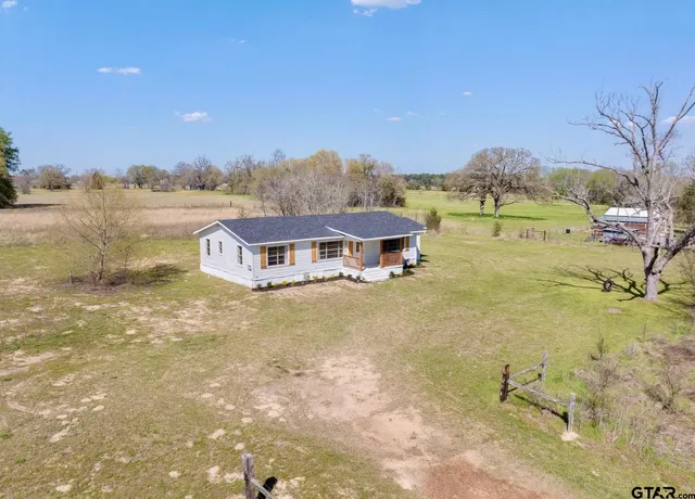 $259,000 | 24722 County Road 460, Mineola, TX 75773