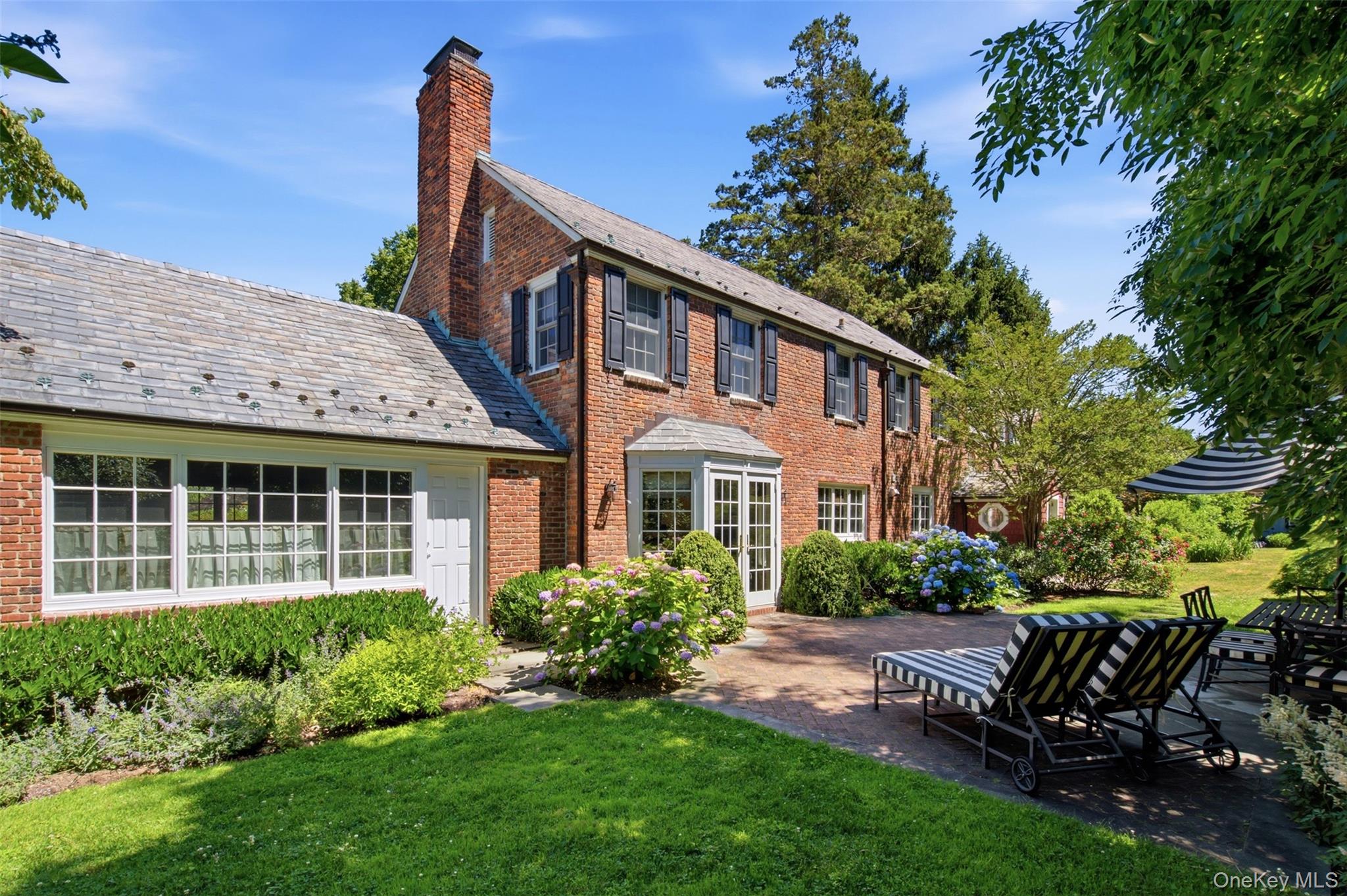 2 St Marks Place Cold Spring Harbor, NY 11724 - Photo 26 of 30