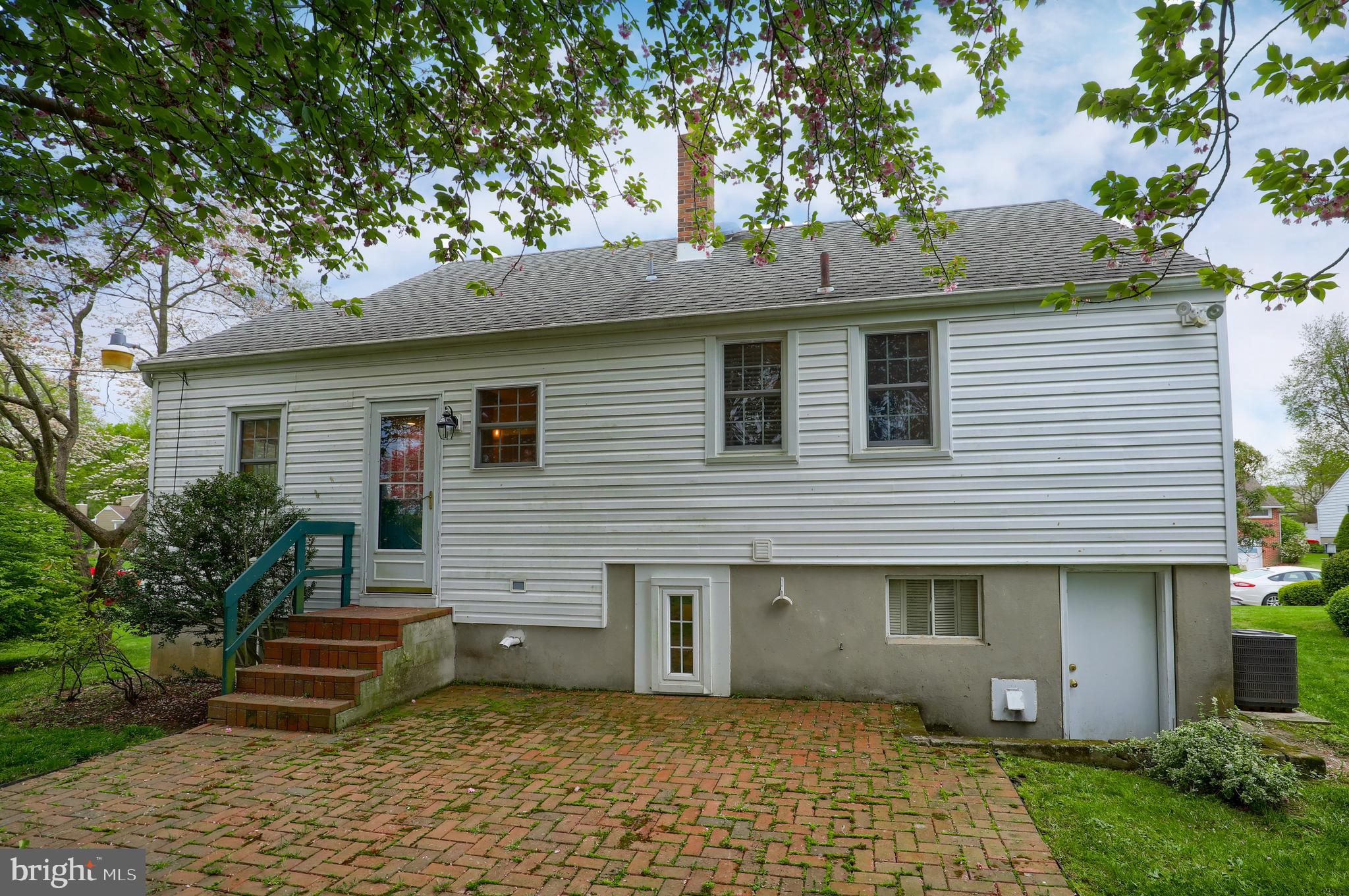 118 Eric Avenue Reading, PA 19607 - Photo 30 of 32