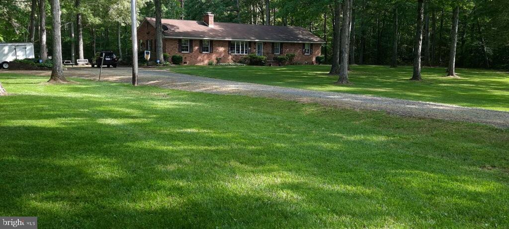 5301 Courtneys Corner Road Sumerduck, VA 22742 - Photo 3 of 46 NICE LONG CIRCULAR DRIVEWAY