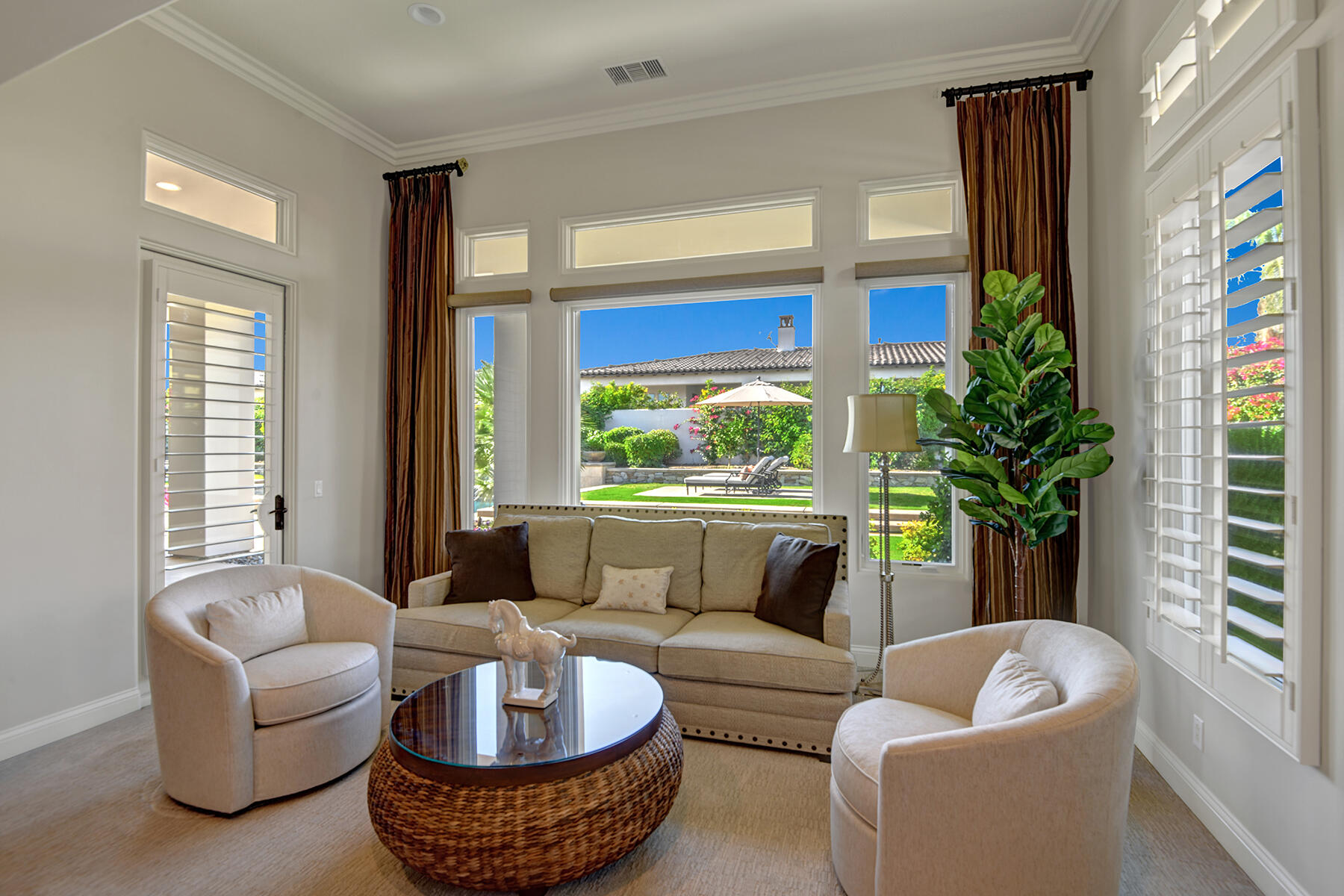 81103 Monarchos Circle La Quinta, CA 92253 - Photo 18 of 34 MASTER BEDROOM SEATING AREA RS