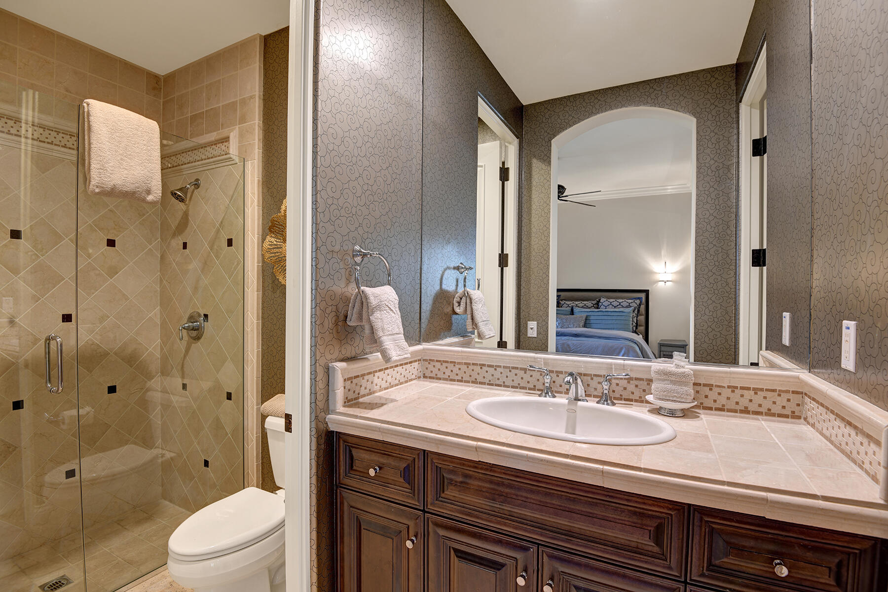 81103 Monarchos Circle La Quinta, CA 92253 - Photo 23 of 34 GUEST BEDROOM BATHROOM RS