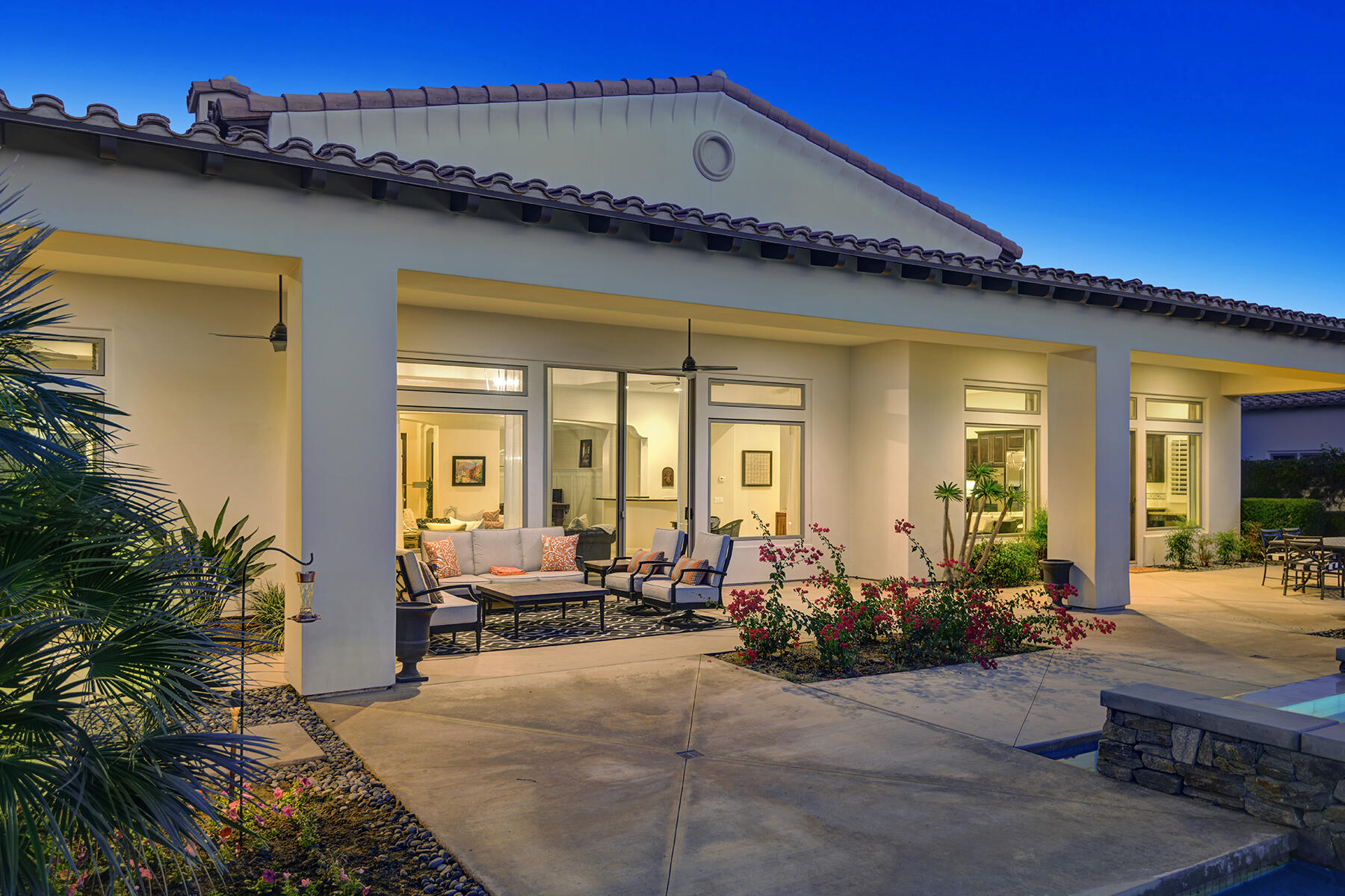 81103 Monarchos Circle La Quinta, CA 92253 - Photo 32 of 34 BACK PATIOS NIGHT RS