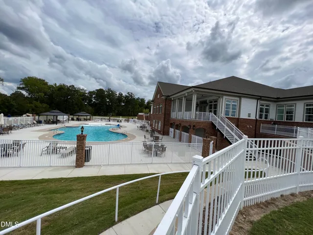 $1,995 | Undisclosed Address, Raleigh, NC 27610