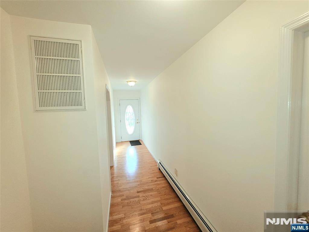 817 Elm Avenue, Unit 1 Ridgefield, NJ 07657 - Photo 15 of 18 Gallery Image 15