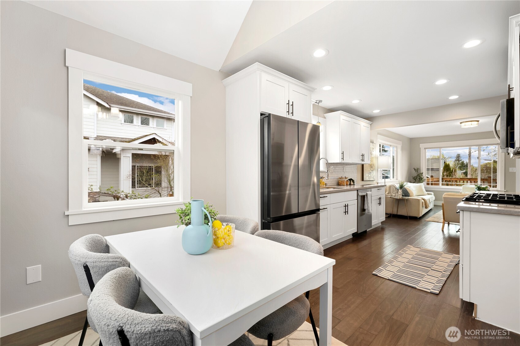 2208 Smithers Avenue South Renton, WA 98055 - Photo 13 of 40