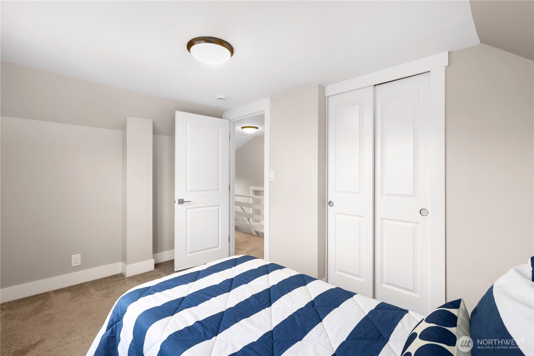 2208 Smithers Avenue South Renton, WA 98055 - Photo 15 of 40