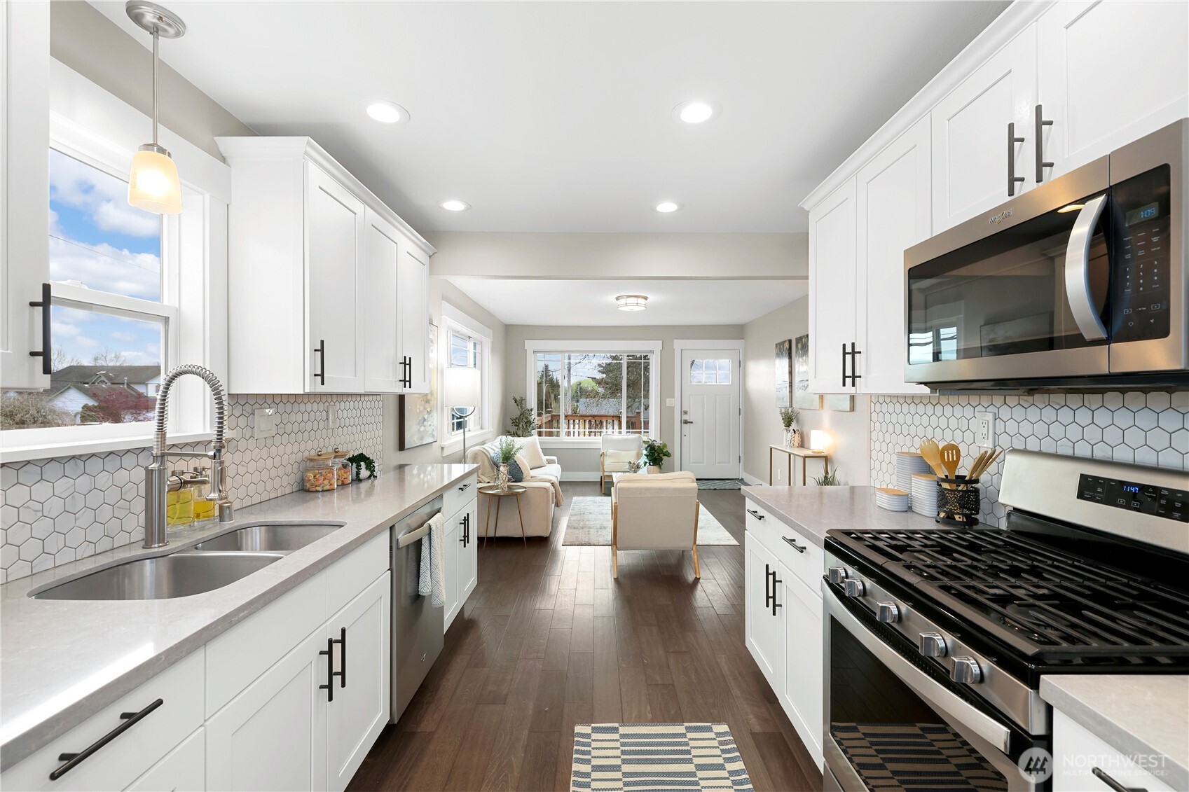 2208 Smithers Avenue South Renton, WA 98055 - Photo 10 of 40