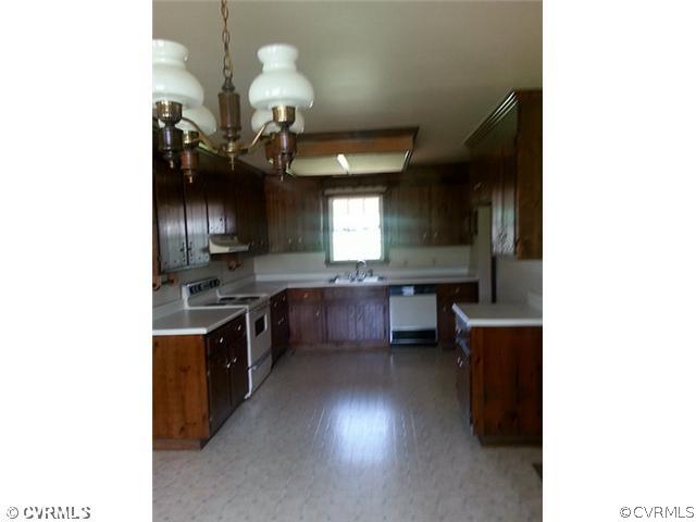 6211 Courthouse Road Church Road, VA 23833 - Photo 3 of 9 Gallery Image 3