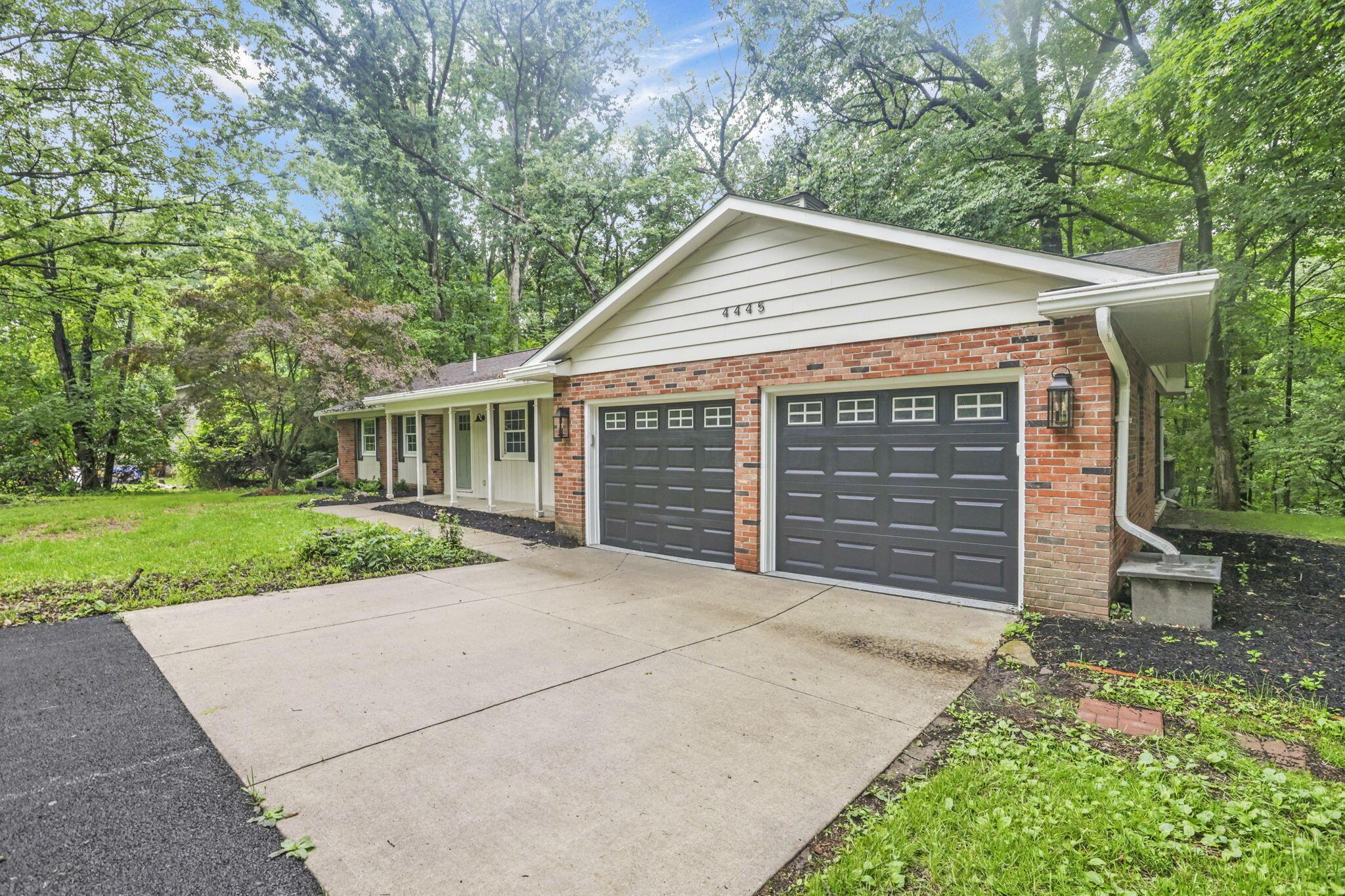 4445 Central College Road Westerville, OH 43081 - Photo 4 of 65 2-web-or-mls-4E7A9580