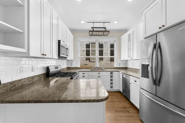 $5,500 | 611 Rutledge Avenue, Unit A, Charleston, SC 29403