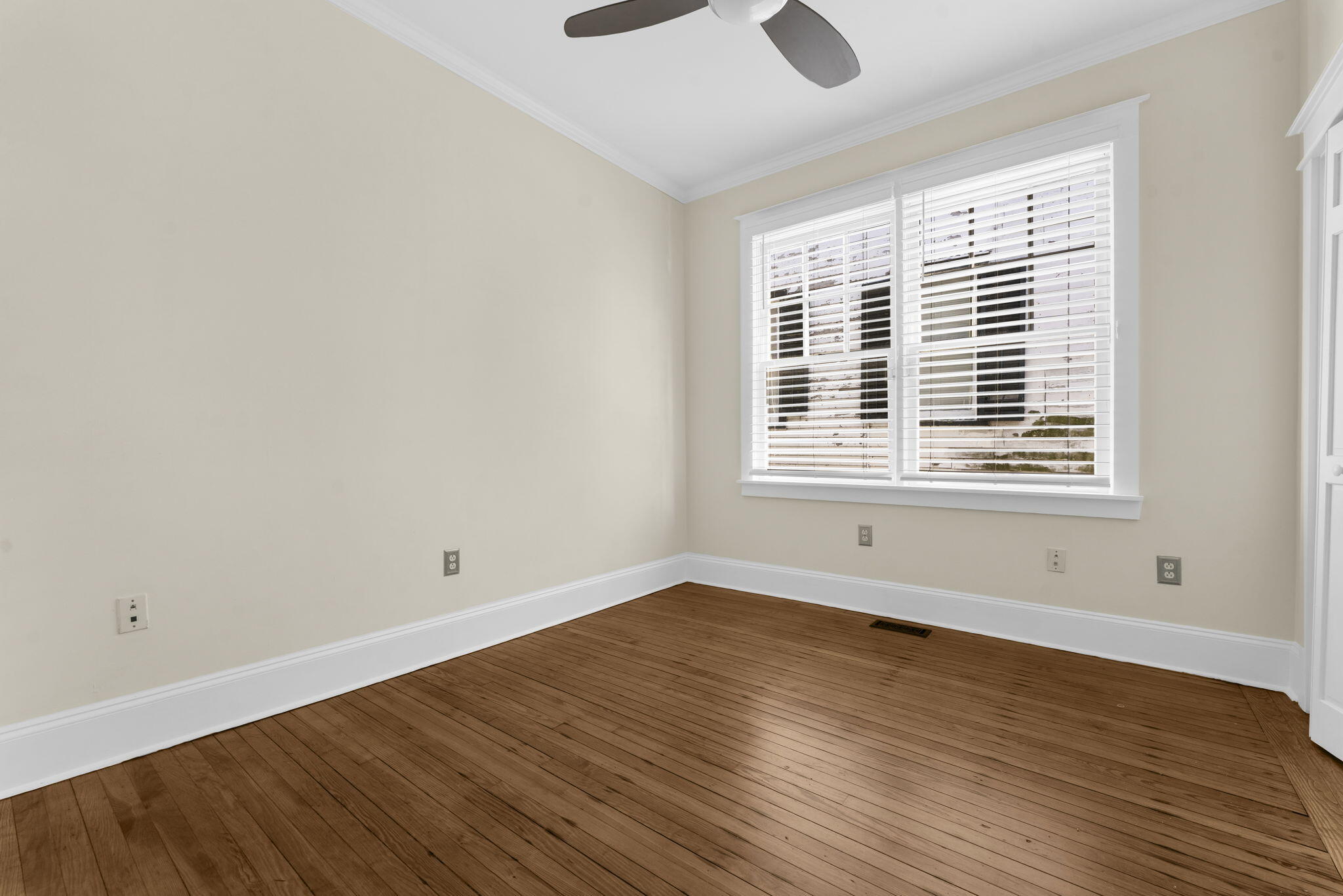 611 Rutledge Avenue, Unit A Charleston, SC 29403 - Photo 19 of 29 8-web-or-mls-DSC04723