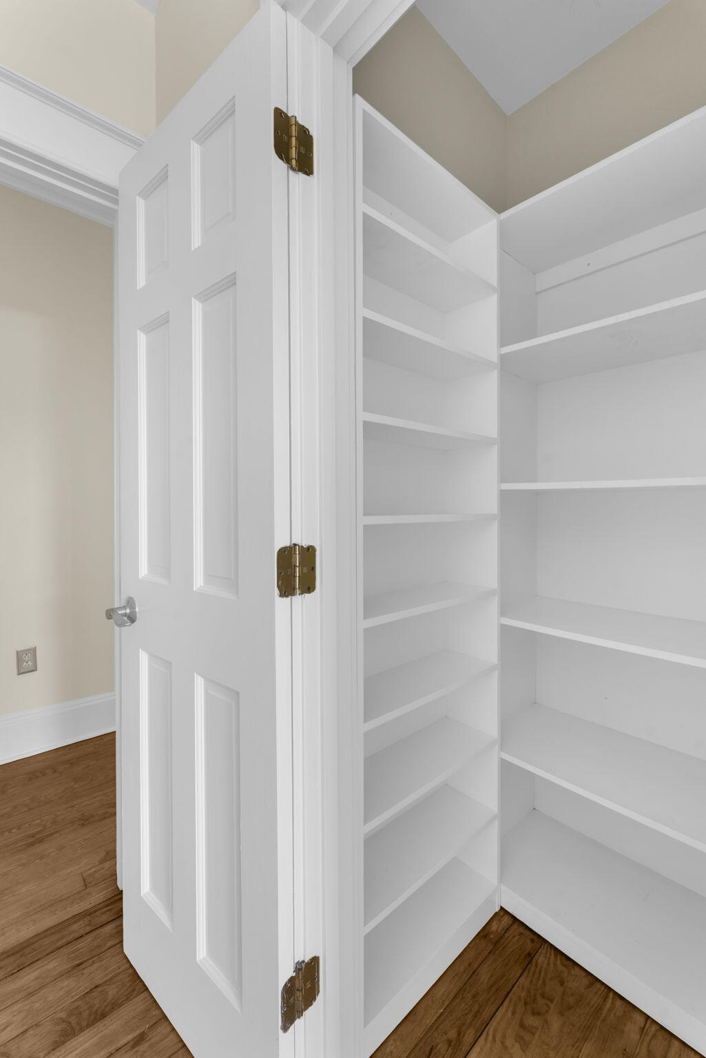 611 Rutledge Avenue, Unit A Charleston, SC 29403 - Photo 22 of 29 7-web-or-mls-DSC04718