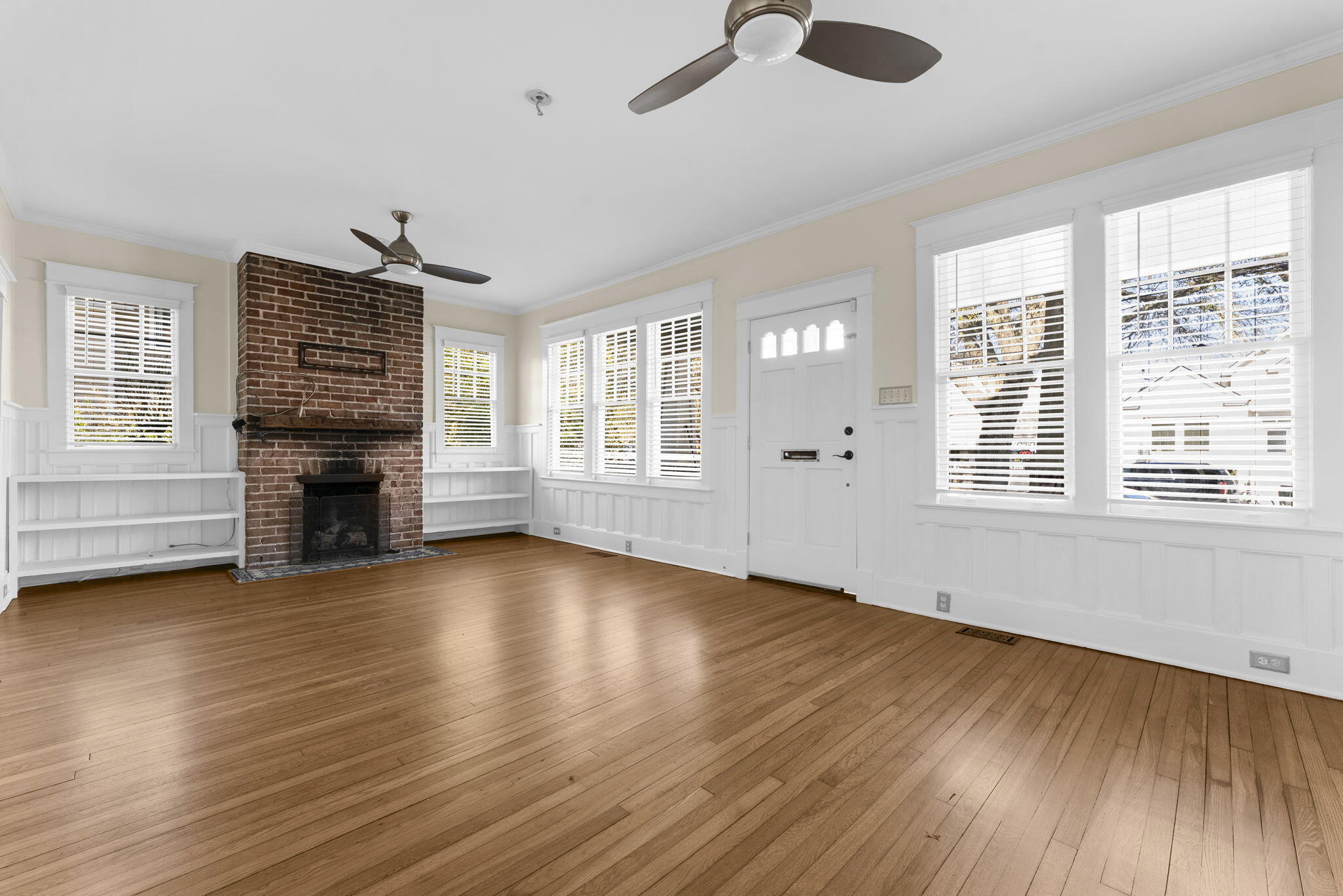 611 Rutledge Avenue, Unit A Charleston, SC 29403 - Photo 6 of 29 21-web-or-mls-DSC04793