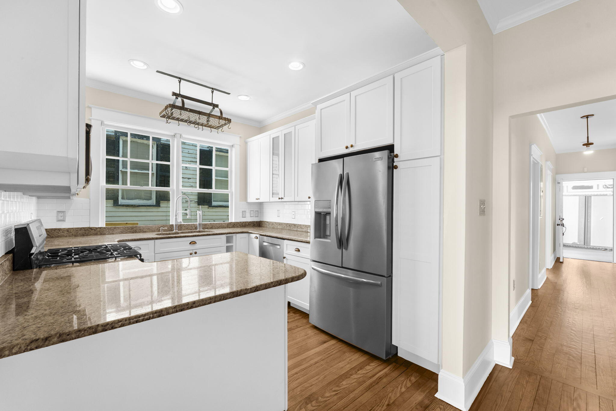 611 Rutledge Avenue, Unit A Charleston, SC 29403 - Photo 10 of 29 16-web-or-mls-DSC04768