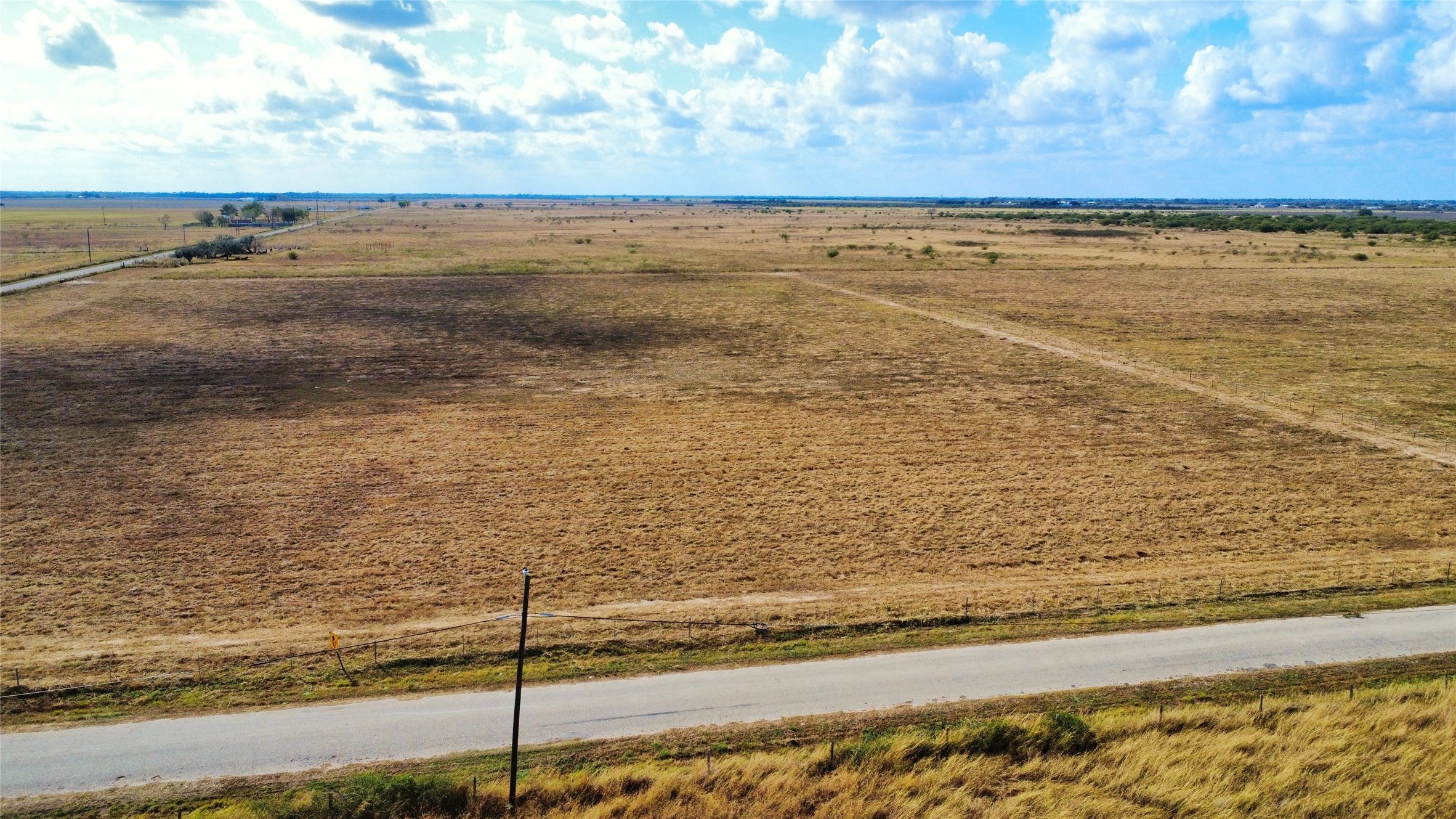10.330-ac Midway Road Inez, TX 77968 - Photo 7 of 8 a view of an ocean