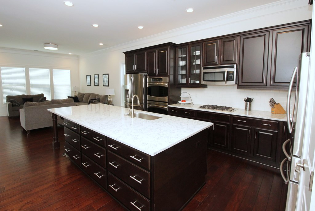 1557 Fullerton Place Raleigh, NC 27607 - Photo 19 of 25 Kitchen