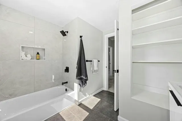 $489,000 | 13-15 Arthur Street, Unit 13, Maynard, MA 01754